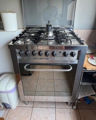 Cucina a Gas LOFRA (€ trattabili)