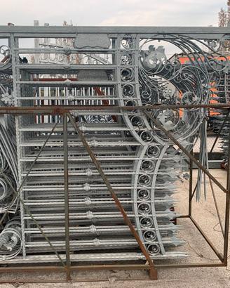 Cancello in ferro battuto artistico