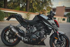 KTM 1290 SUPERDUKE R