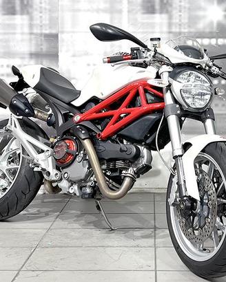 Ducati Monster 1100