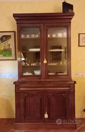 Vetrina Inglese fine 800