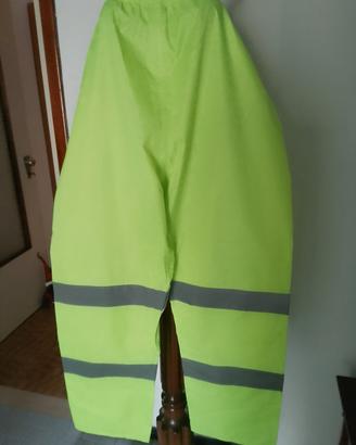 Pantaloni anti pioggia