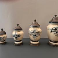 Vasi da farmacia in ceramica vintage albarelli