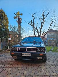 Lancia Delta HF turbo 1.6
