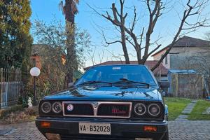 Lancia Delta HF turbo 1.6