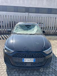 Audi A1 sportback 110 cv interni s-line