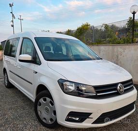 Volkswagen caddy allestito per trasporto disabili 