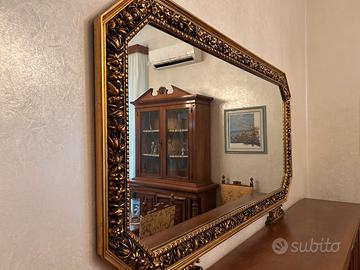 Mobili in legno massello e specchiera - Bari