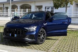 Audi q8 s-line