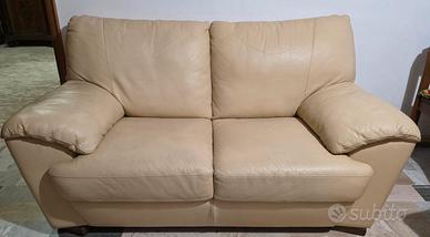 DIVANO IN PELLE  BEIGE