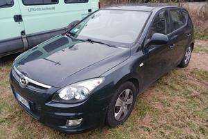 HYUNDAI i30 1.4 gas GPL