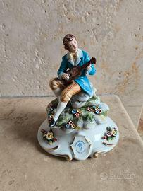 Statua Capodimonte Corti