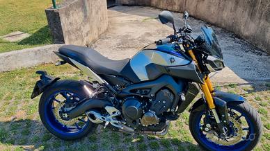 Scooter Moto 300cc Sportive Usate CFMoto 300SR, La Sportiva Cinese