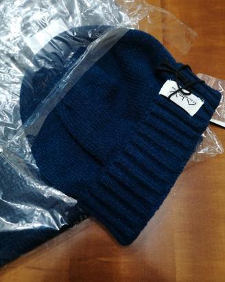 Cappello e sciarpa Alviero Martini