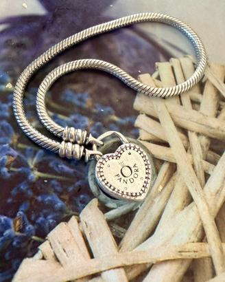 Bracciale pandora con ciondolo a cuore