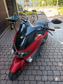 YAMAHA  N-MAX 155
