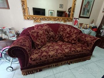 Divano da salotto vintage classico bordeaux 