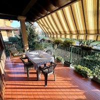 VILLA A SCHIERA D'ANGOLO A TRIBIANO