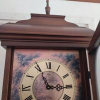 Orologio a pendolo da terra