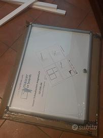 Bacheca magnetica da interno – 4x DIN A4