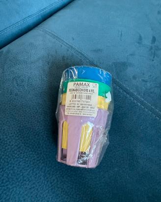 Segnabicchieri in plastica