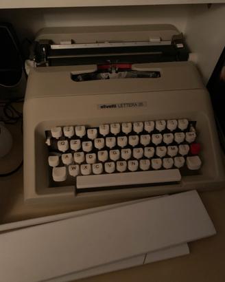 Macchina da scrivere