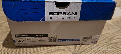 Scarpe da uomo nuove