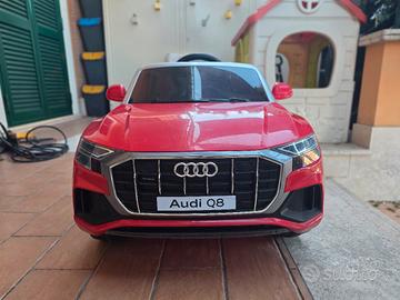 Audi Q8 Auto Elettrica  12V Bambini Telecomando