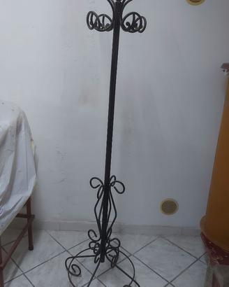 Appendiabiti ferro battuto