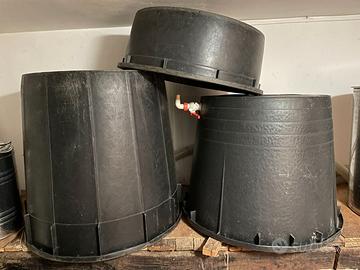 Tini di plastica per vendemmia