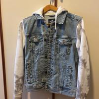 Giacca di jeans con cappuccio