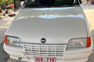 Opel kadett cabrio bertone