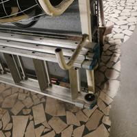 Scala alluminio sfilabile a tre pezzi