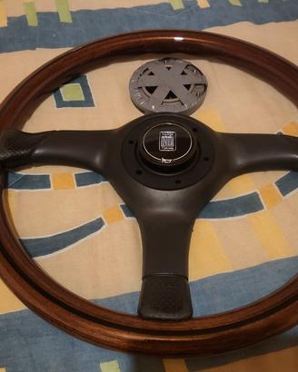 Volante Nardi in ciliegio