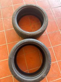 2 Gomme usate 215 40 R17 87Y