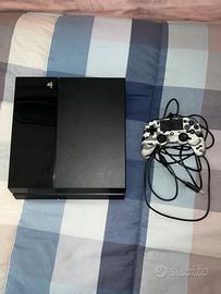 PlayStation 4 (1º modello) totalmente nera!