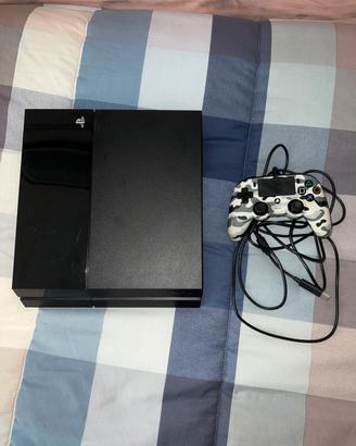 PlayStation 4 (1º modello) totalmente nera!
