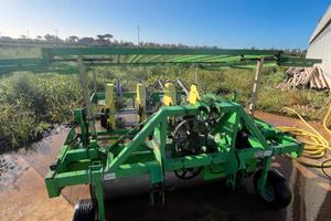 Trapiantatrice Hortech per cubetto