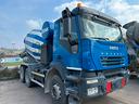 autobetoniera-iveco-trakker-440-3-assi