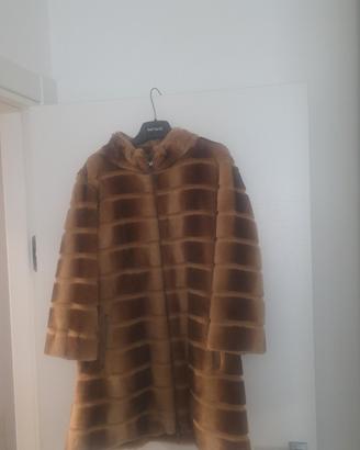 pelliccia eco Trussardi 