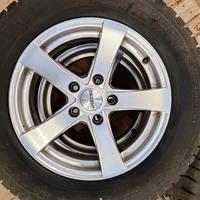 Cerchi in lega + gomme invernali 