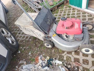 tosaerba Honda hr 2160