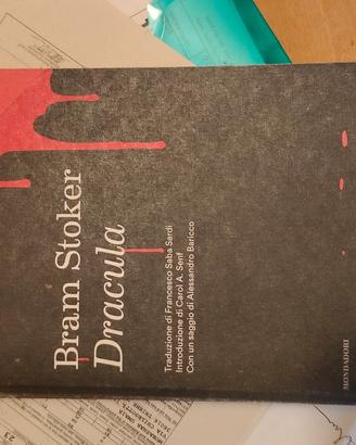 Dracula di Bram Stoker "Oscar Classici"