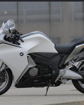 ricambi Honda vfr 1200