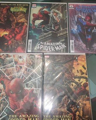 Spiderman Variant cover di Lee Bermejo 1,7,8,11,12