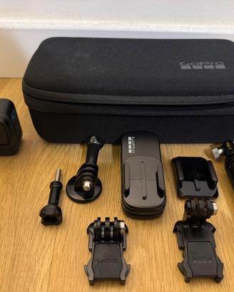Gopro Hero10 Black + accessori originali+custodia