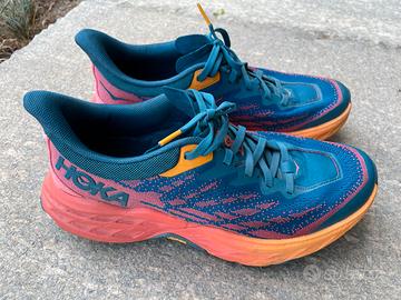 Hoka Speedgoat 5 come nuove