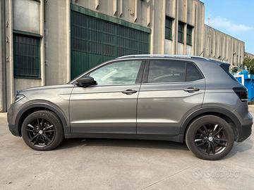 CERCHI E GOMME VOLKSWAGEN T-CROSS RAGGIO 17