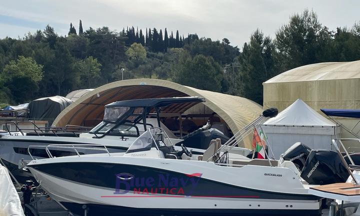 Quicksilver 755 Sundeck (2 Posti Letto) (2026)
