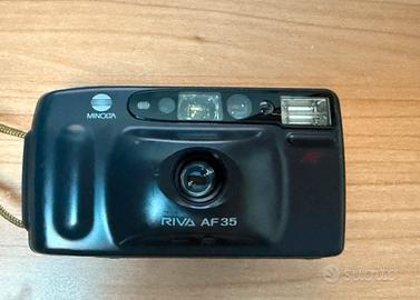 Macchina analogica Minolta